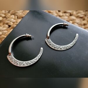 Vtg Tribal Silver Toned Engraved Hoop Earrings